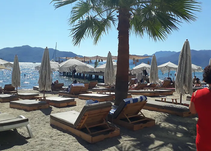 Hotell Honeymoon 3*