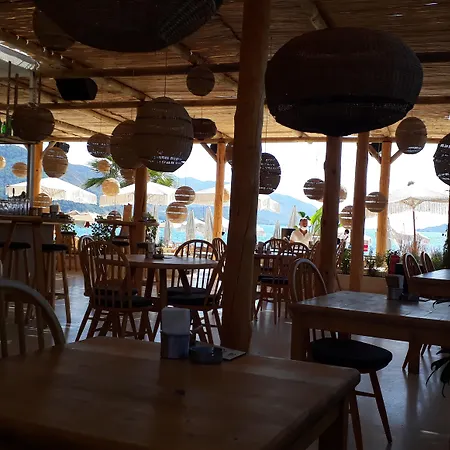 Honeymoon 3* מרמריס