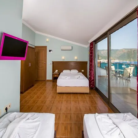 Honeymoon 3* מרמריס