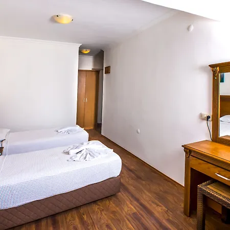 Honeymoon Hotell 3*